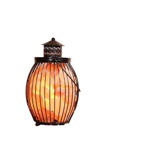 Lampe de sel de l'Himalaya Laltain, décoration écologique pour la maison, style fleur sculptée, panier et technique Feng Shui - Product Image 1