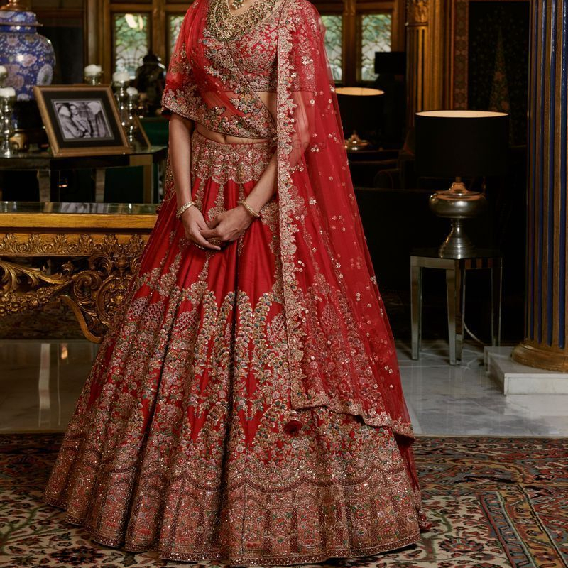 bride wedding party wear