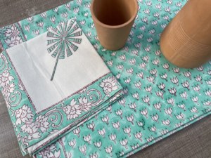 Juego de 6 servilletas y 6 esteras de algodón indio con estampado Floral, juego de 6 servilletas y 6 manteles - Product Image 3