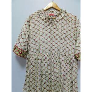 Robe de soirée indienne à imprimé floral moderne de qualité supérieure, faite à la main, 100% coton, longueur au sol, pour femmes, décontractée - Product Image 3