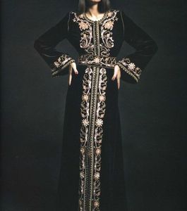 NOUVELLE TENDANCE ET BELLE BRODERIE DE DESIGNER AVEC ZARI TRAVAIL SUR ROBE CAFTAN POUR FÊTE ET Mariage @ 2024 - Product Image 1