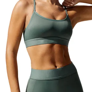 女士运动胸罩加垫力求适应各种形状和尺寸的完美免费胸罩线