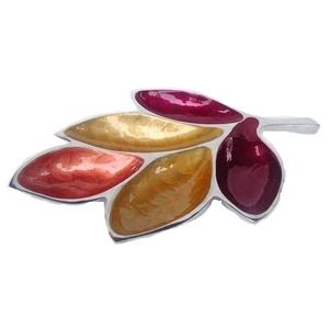 Cuenco en forma de hoja de aluminio fundido con esmalte seguro para alimentos para decoración del hogar y cuenco de metal para servir - Product Image 1