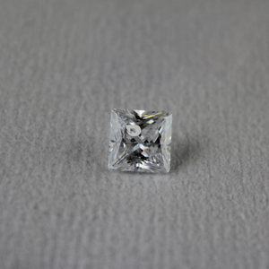 Diamants naturels blancs en forme de princesse, 3,1-3,3 mm, couleur DEF, clarté VVS1, très bonnes tailles, diamants non montés pour des bijoux élégants - Product Image 1
