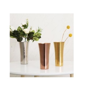 Maceta de latón de la mejor calidad para flores y decoración del hogar, uso decorativo para balcón, interior y exterior, boda real, 100% - Product Image 1