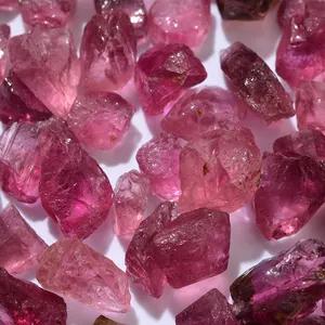 Grosir Kualitas Tinggi Batu Permata Turmalin Merah Muda Alami Kasar untuk Membuat Perhiasan dengan Harga Terjangkau