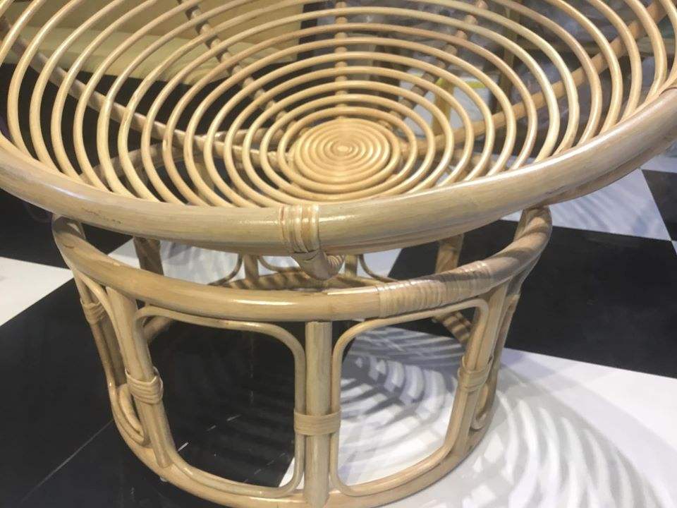 สีดำสีกากี