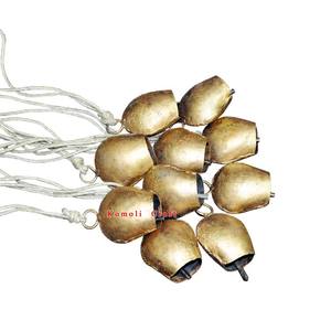 Cloches de vache indiennes en métal gravé, décoration rustique pour la maison, décoration de jardin, décoration extérieure pour la maison - Product Image 4