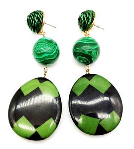 Pendientes acrílicos de mimbre con estilo geométrico étnico, redondos, multicolor, de paja trenzada - Product Image 1