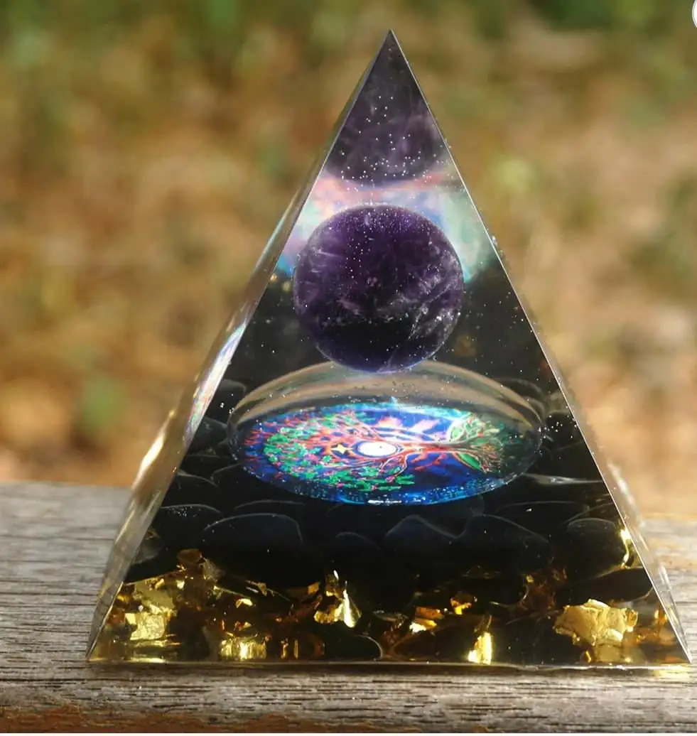 Premium-Qualität Orgon pyramide Großhandel mit Amethyst kugel, schwarzen Turmalin chips und Baum des Lebens Logo Pyramiden.