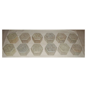 หินสบู่หกเหลี่ยมมือแกะสลักกล่องผลไม้แห้งสำหรับขายส่ง - Product Image 1