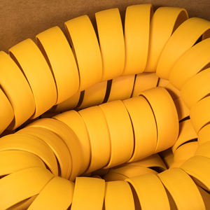 Tuyaux de protection hydrosûrs en caoutchouc, tube en plastique, spirale coloré Flexible protecteur de tuyaux en caoutchouc - Product Image 3