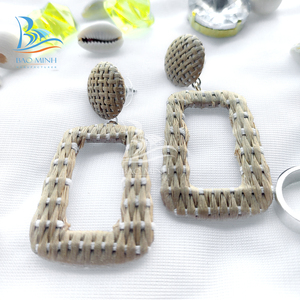 Boucles d'oreilles en rotin, boucles d'oreilles en bois de rotin naturel - Product Image 4