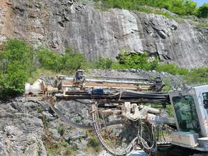 Perceuse pneumatique hdr 1200 eti, plate-forme de perçage sur chenilles avec cabine confortable et poignée facile - Product Image 3