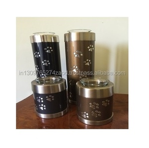 Dos Tipos Diferentes de Urnas para Mascotas de Metal Estilo Americano - Product Image 1