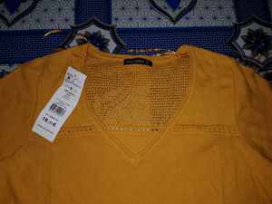 Lote de Ropa de Bangladesh con Etiquetas de Marca, Suéteres Casuales de Manga Larga con Cuello en V Profundo para Mujer, Finos y Suaves - Product Image 4