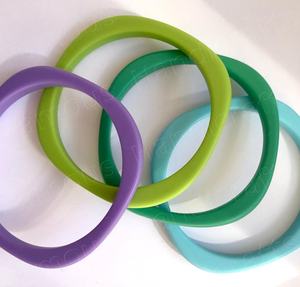 Brazalete de resina de color caramelo de nueva moda 2025 - Product Image 1