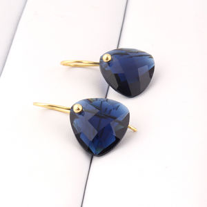 Iolite Cuarzo 15mm Briolette Trillón Forma Hecho a mano Peso ligero Chapado en oro Pendientes colgantes Pendientes de moda para mujer - Product Image 4