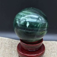 Bola de cristal de mina de fluorita verde pulido natural, esferas curativas de piedra con base, tamaño de 60 mm