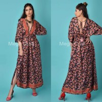 Robe longue bohème d'été pour la plage - Style bohème, imprimé floral, tissu crêpe, écologique et respirant, export en gros