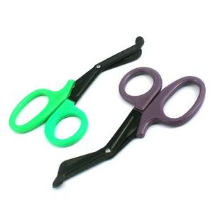 Tijeras de vendaje con pinzas para enfermeras - Product Image 3