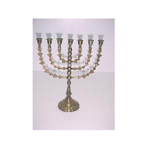 Hot Vantage Moderne Nouvelle Arrivée Dernière Conception Élégant Bougeoirs En Métal 7 Branches Menorah Bougeoir En Métal Temple Menorah - Product Image 1