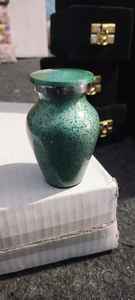 Suministros funerarios de urna de cremación, recuerdo azul de corte de diamante de aluminio, Brassworld, India - Product Image 6