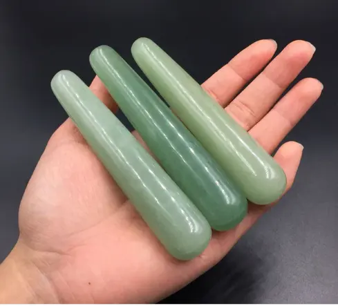 Grüner Edelstein Massage stab: Glatter Massage stab: Grüne Jade Glatter natürlicher Kristall massage stab aus Kristallen