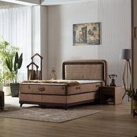Matelas de lit noir de luxe, ottoman, meubles turcs dorés pour chambre à coucher, appartement, hôtels, OEM, étiquetage privé, matériau métallique