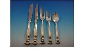 Collection de couverts tendance en acier poli, ensemble cuillère, fourchette, couteau, idéal pour les repas en famille et la restauration fine, fabriqué à la main en Inde - Product Image 3