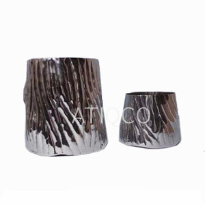 Pot de fleur en métal de luxe Coulée d'aluminium Vase mince Pièce maîtresse décorative élégante pour les événements à la maison Nouvel accessoire de table - Product Image 2