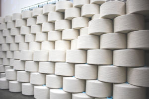 Fabricant du Vietnam 100% COTON FIL OE PRODUIT SUR AUTOCORD Coton brut mélangé Coton recyclé - Product Image 6