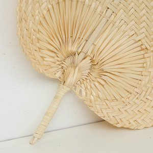 Herramienta de barbacoa hecha a mano colorida hecha a mano de alta calidad ventilador de mano de bambú de verano HECHO DE Vietnam 99GD - Product Image 2