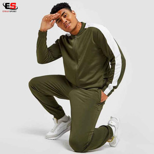 เสื้อครอปใส่ได้ทั้งชายและหญิงชุดวอร์มทรงโอเวอร์ไซส์พิมพ์ลายโลโก้สำหรับผู้ชายฤดูหนาว - Product Image 2