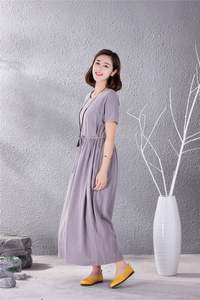 Nouvelle arrivée 2026, robe en lin pour femme, tendance, design tendance, couleur grise, tissu crêpe, col rond, manches courtes, longueur au sol - Product Image 4