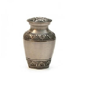 Urnes de souvenir indiennes avec gravure design souvenir en laiton pour les cendres Vente en gros de meilleure qualité - Product Image 5