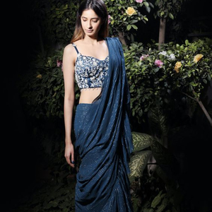 Sari pesado elegante y elegante diseñado para bodas con hermoso trabajo manual ideal para uso tradicional y de fiesta - Product Image 1