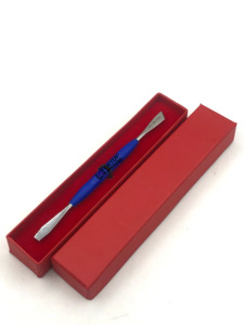 Meilleur vente en gros Nouveau design Poussoir à ongles avec manche en plastique bleu en acier inoxydable avec votre propre instrument de beauté avec logo personnalisé - Product Image 3