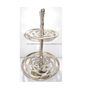 Support à gâteau rond en aluminium à 2 niveaux, fait main, design élégant, écologique, outils à gâteau de qualité supérieure, passe au lave-vaisselle - Product Image 1