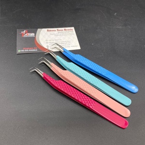 Pinces à épiler professionnelles à angle de 90 degrés, pointe diamantée, en acier inoxydable durable pour les extensions de cils à fort volume - Product Image 1