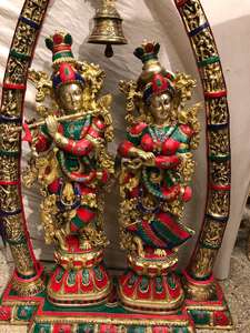 Statue de Radha Krishna en laiton artisanal Nirmala, produit Feng Shui, décoration de temple, sculpture décorative pour table/bureau, fabriquée à la main en Inde - Product Image 3