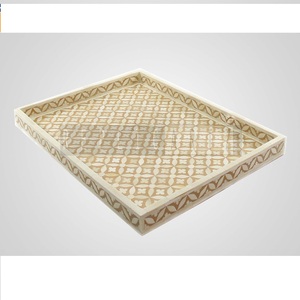 Plateau de service décoratif rectangulaire en os naturel de qualité supérieure, organisateur de table basse, d'ottoman et de coiffeuse pour la maison de luxe, l'hôtel et le restaurant - Product Image 1