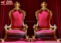 Fauteuils de mariage en or antique en gros, chaises de trône royales en or avec lion, chaises de roi pour scène de Mehndi au Royaume-Uni