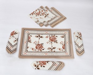 Juego de alfombrillas con estampado Floral para decoración del hogar, juego de tapetes con estampado de bloque de mano, con servilletas combinables, Mate, novedad de 2021, venta al por mayor - Product Image 1