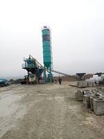 Centrale à béton portable entièrement automatique de haute qualité 30 m³/h avec moteur et boîte de vitesses, garantie 2 ans, état neuf, prête à l'emploi