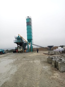 Usine de mélange concrète portative de haute qualité de 30 M3/h avec 2 ans de garantie de vrais composants mobiles de roulement de noyau de condition neuve! - Product Image 4