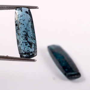 1 Marche à Facettes Naturel Ambre Saphir Radiant Turquoise Kyansite 7x19 MM en Forme de Poire IGI Certifié Pierres Précieuses Libres Bijoux - Product Image 1