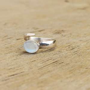 แหวนเพชรเม็ดเดี่ยวชุบโรเดียมประดับพลอยสีเงินสเตอร์ลิงสีรุ้งสำหรับงานแต่งงานดีไซน์เนอร์925 - Product Image 3