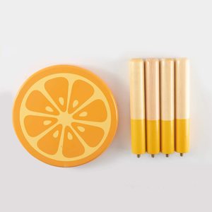 Tabouret en bois peint à la main avec motif tranche d'orange, quatre pieds, mobilier moderne pour la maison, pour enfants et l'école - Product Image 3