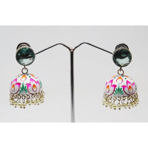 treanding handpainting silver look alike stone stud earings - Product Image 3